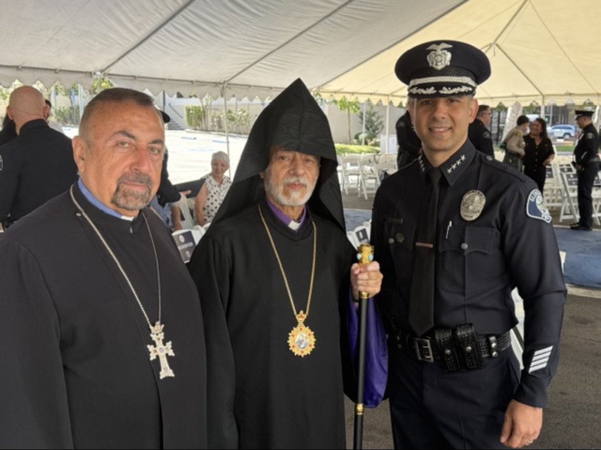 Primate Attends Swearing-In Ceremony of Glendale Police Chief Robert William