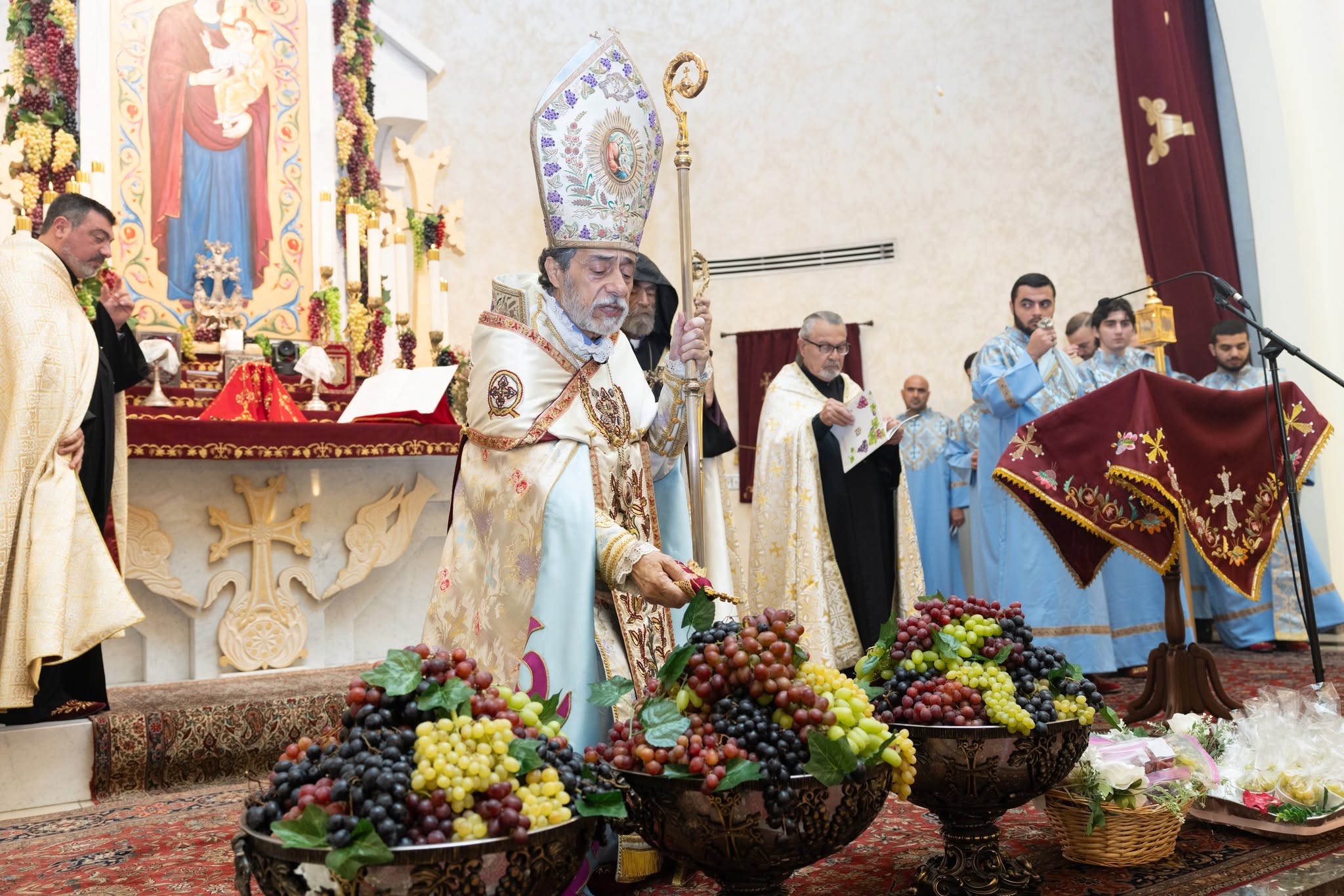 In St. Mary’s Footsteps: A Celebration of Faith, Motherhood, and Devotion