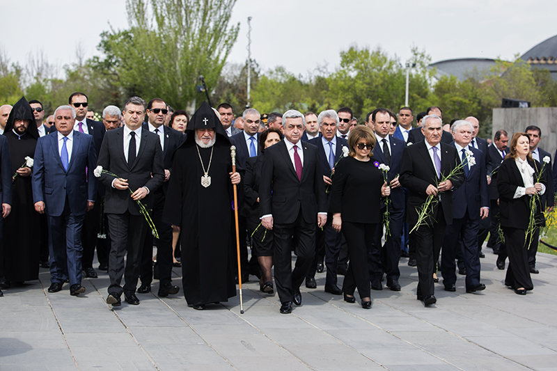 Ամենայն Հայոց Կաթողիկոսը նախագահեց Հայոց Ցեղասպանության ս. նահատակների ոգեկոչման արարողությունները