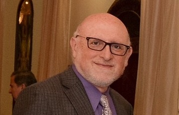 Թերթիս Հոգեհարազատ Բարեկաամ Ժոզէֆ Կանիմեանի Հետ