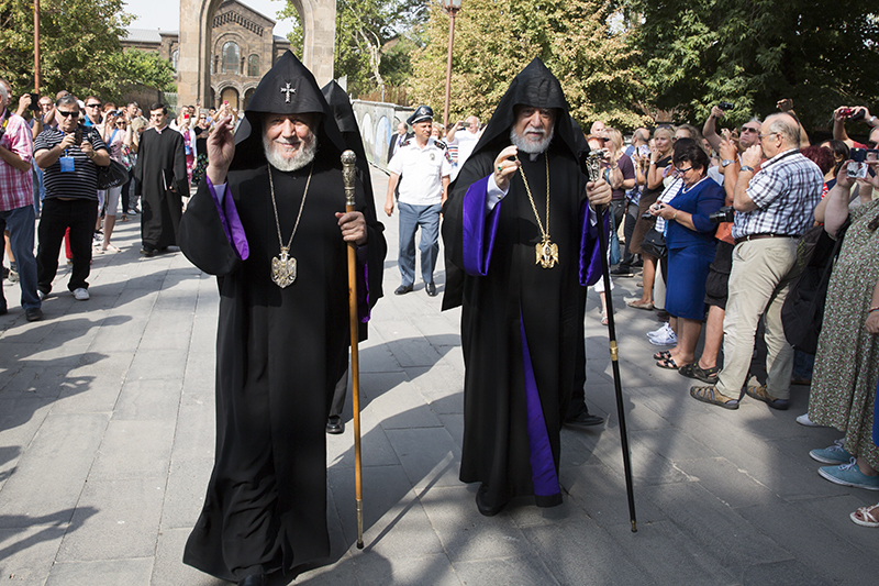 Մայր Աթոռ Սուրբ Էջմիածնում կատարուեց Հանրապետական մաղթանք