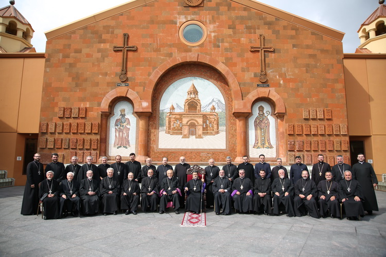 Միօրեայ Խորհրդաժողով Առաջնորդարանէն ներս - Քահանայութիւնը եւ Քահանայական Հոգիին Վերանորոգումը