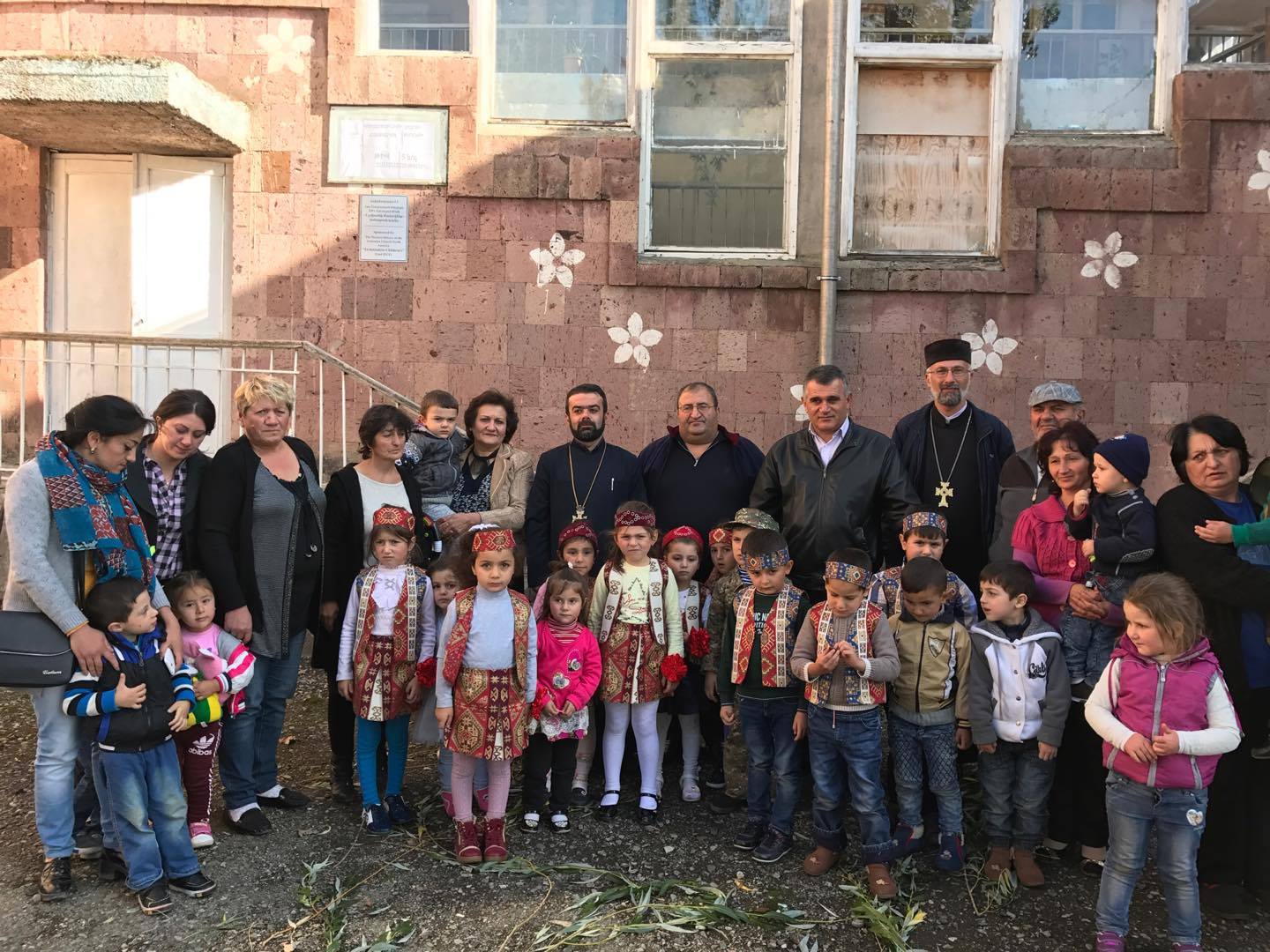 Ճամբարակի թիվ 5 Մանկապարտեզի Տանիքի և Ջրահեռացման Համակարգի Նորոգության Աշխատանքները 