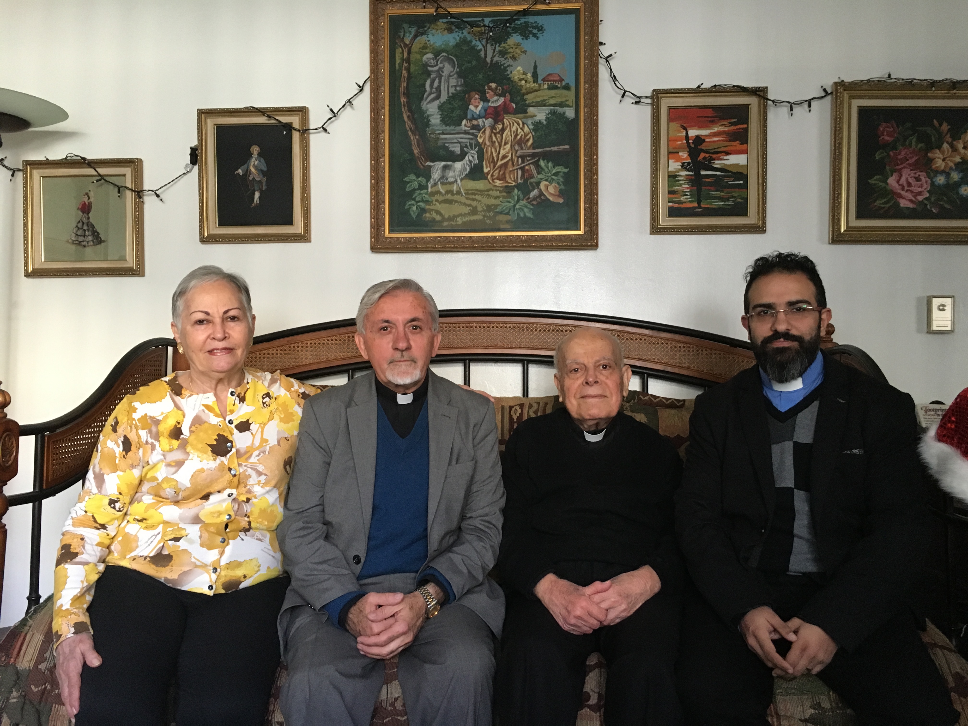 Այցելություններ Տարեց Հոգևորականներին