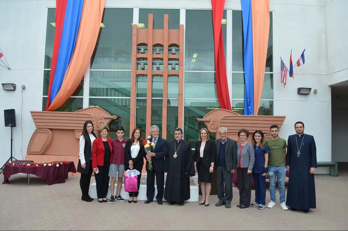 ՍԱՐԴԱՐԱՊԱՏԻ ԵՒ ՀԱՅԱՍՏԱՆԻ ԱՆԿԱԽՈՒԹԵԱՆ 100-ԱՄԵԱԿԸ ՀԲԸՄ ՄԱՆՈՒԿԵԱՆ-ՏԵՄԻՐՃԵԱՆ ՎԱՐԺԱՐԱՆԷՆ ՆԵՐՍ