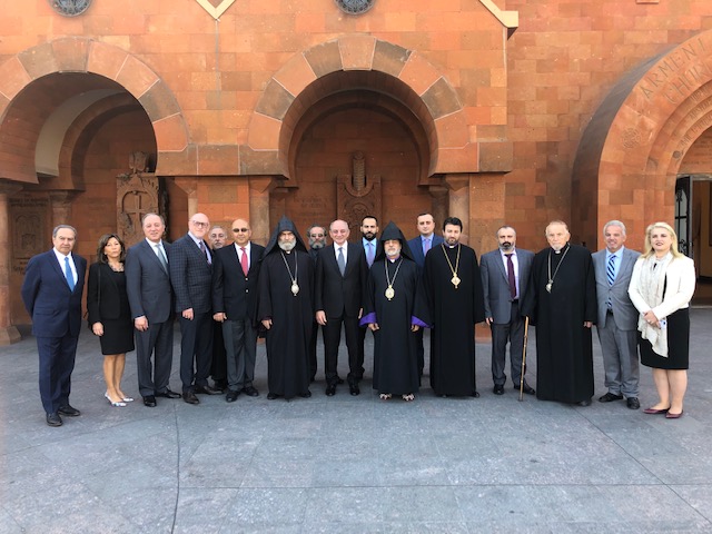 ՍՈՒՐԲ ԵՒ ԱՆՄԱՀ ՊԱՏԱՐԱԳ «ԽԱՉԱՏՈՒՐԵԱՆ» Դ. ԴԱՍ ԵՐԳՉԱԽՈՒՄԻ ՀԻՄՆԱԴՐՈՒԹԵԱՆ 40-ԱՄԵԱԿԻՆ ԱՌԹԻՒ. ՆԵՐԿԱՅՈՒԹԵԱՄԲ ԼՂՀ ՆԱԽԱԳԱՀ ԲԱԿՕ ՍԱՀԱԿԵԱՆԻ