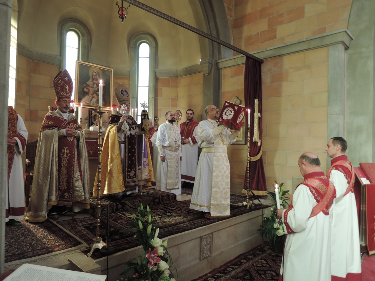 Հայրապետական Սուրբ Պատարագ Ժնեւի Սուրբ Յակոբ եկեղեցու 50-ամեակի առիթով