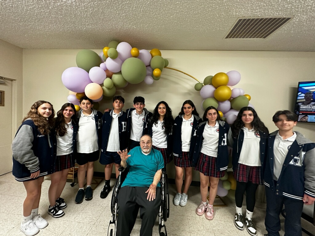 8th Grade Hovsepian School Students of Pasadena Visited the  Ararat Convalescent Hospital 