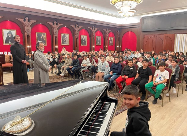 LAUSD's Flag Program Students Visit the Western Diocese