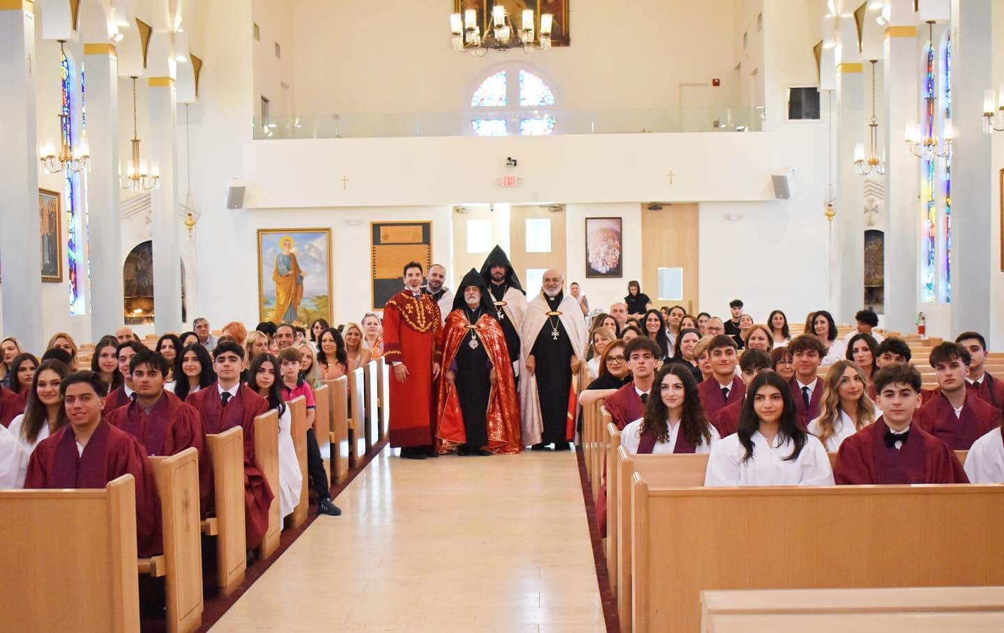 ԱՌԱՋՆՈՐԴ ՍՐԲԱԶԱՆ ՀՕՐ ՆԵՐԿԱՅՈՒԹԵԱՄԲ Հ.Բ.Ը.Մ. ՄԱՆՈՒԿԵԱՆ ՏԷՄԻՐՃԵԱՆ ԴՊՐՈՑԻ ՇՐՋԱՆԱՒԱՐՏՆԵՐԸ ՈՒԽՏԵՑԻՆ ԲԱՐՁՐ ՊԱՀԵԼ ԴՊՐՈՑԻՆ ԱՆՈՒՆԸ ԵՒ ՊԱՀՊԱՆԵԼ ՀԱՅ ԳԻՐՆ ՈՒ ՄԵՐ ՀՈԳԵՄՏԱՒՈՐ ԱՐԺԷՔՆԵՐԸ