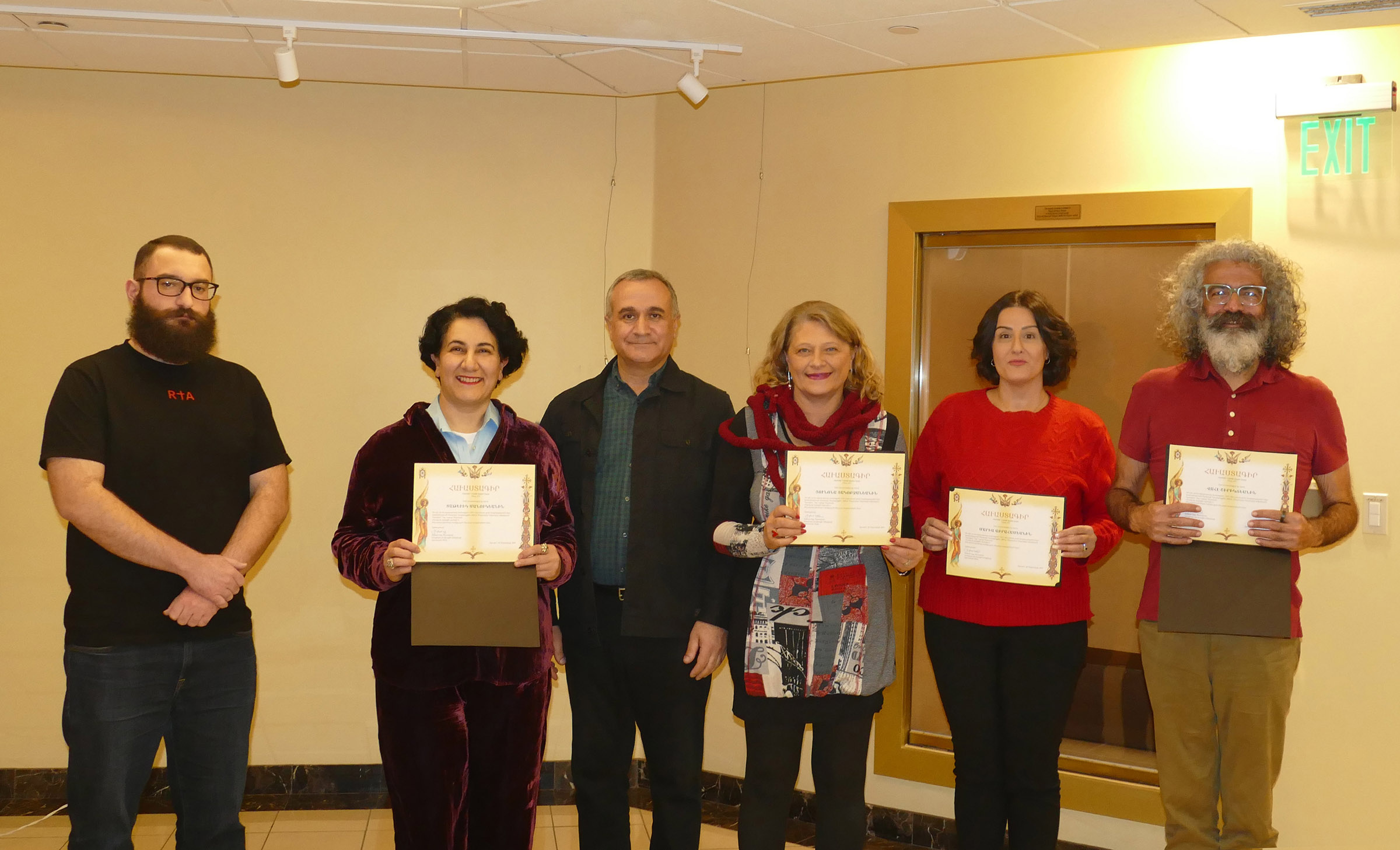 ՀԱՒԱՍՏԱԳՐԵՐ՝ ԳՐԱԲԱՐ ԴԱՍԸՆԹԱՑԻ ՄԱՍՆԱԿԻՑՆԵՐԻՆ 