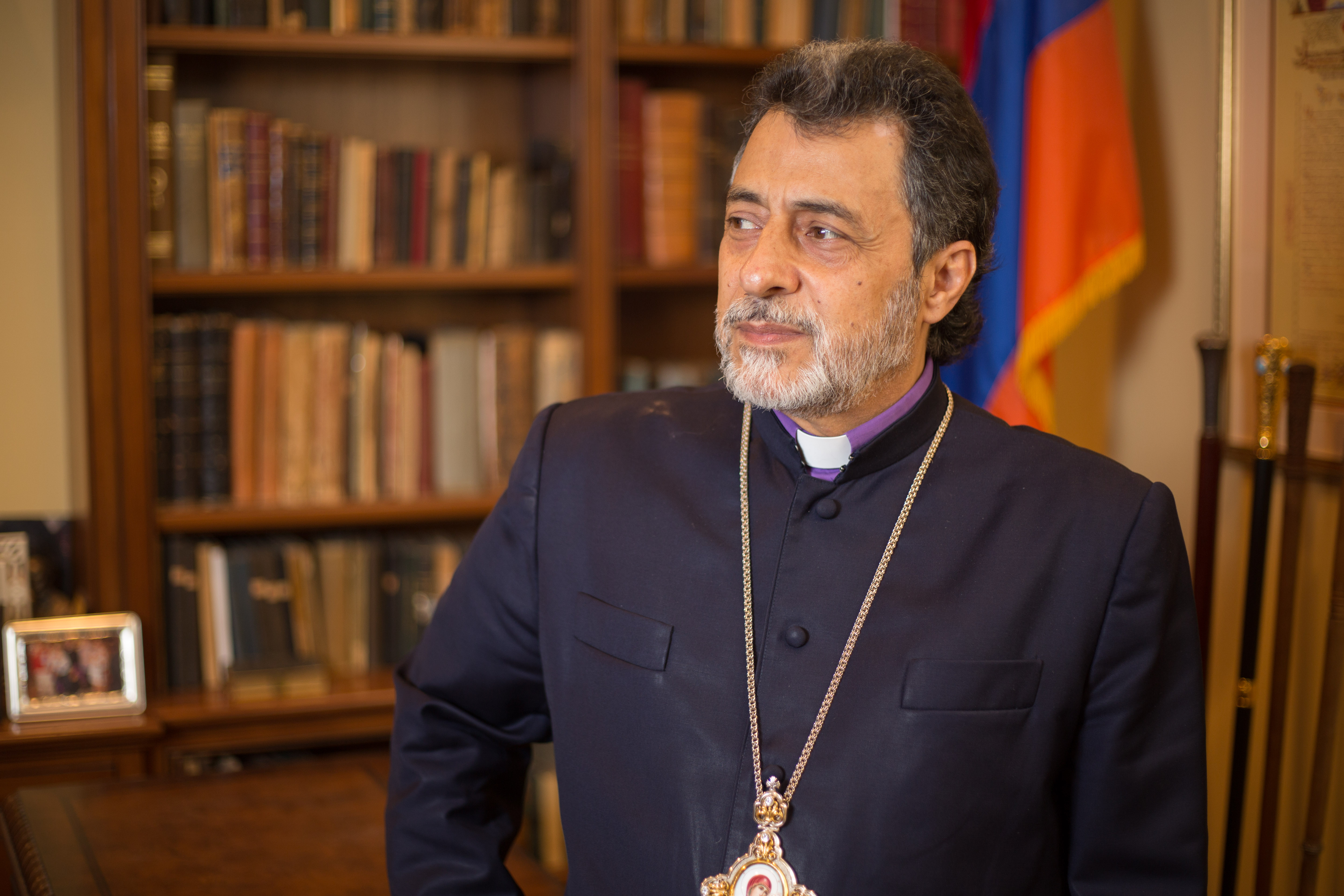 ԱՌԱՋՆՈՐԴ ՍՐԲԱԶԱՆ ՀՕՐ ՊԱՏԳԱՄԸ ՀԱՅԱՍՏԱՆԻ ՎԵՐԱՆԿԱԽՈՒԹԵԱՆ 34-ՐԴ ԱՄԵԱԿԻՆ ԱՌԹԻՒ